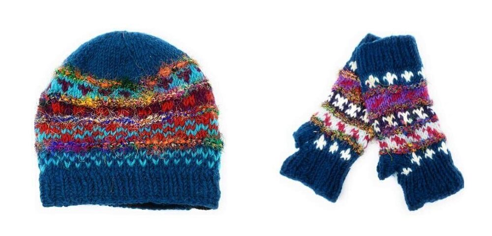 1445 Teal Wool & Recycled Silk Beanie Hat & Fingerless Gloves Set Fleece